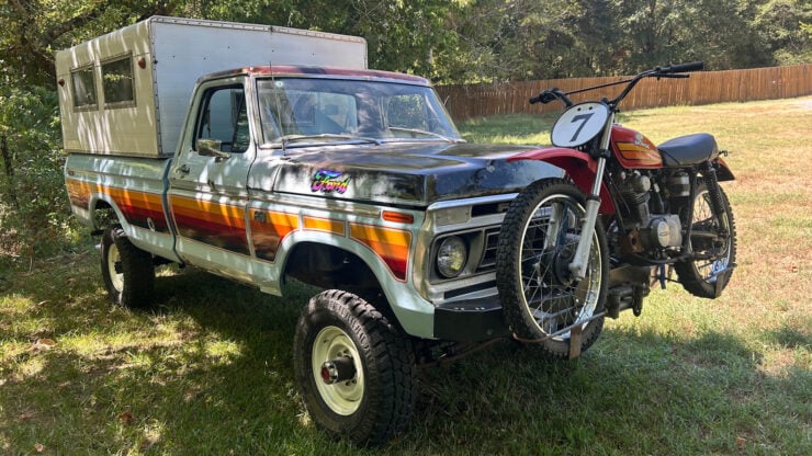 Ford F-250 Highboy Camper 5