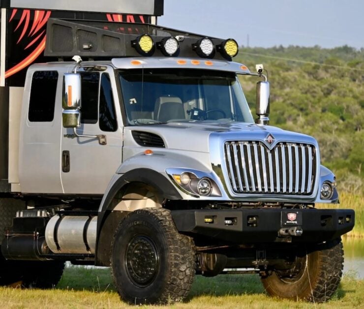 GXV Pangea 7300 Global Expedition Vehicle 1