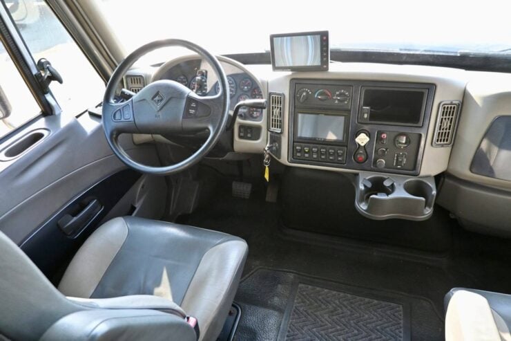GXV Pangea 7300 Global Expedition Vehicle 4