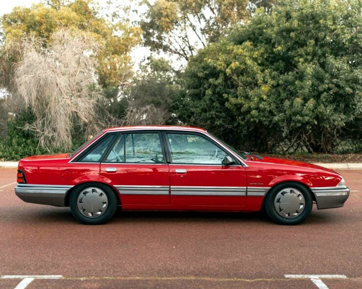 Holden Commodore Berlina VL Turbo 1
