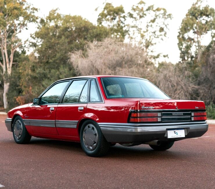 Holden Commodore Berlina VL Turbo 11