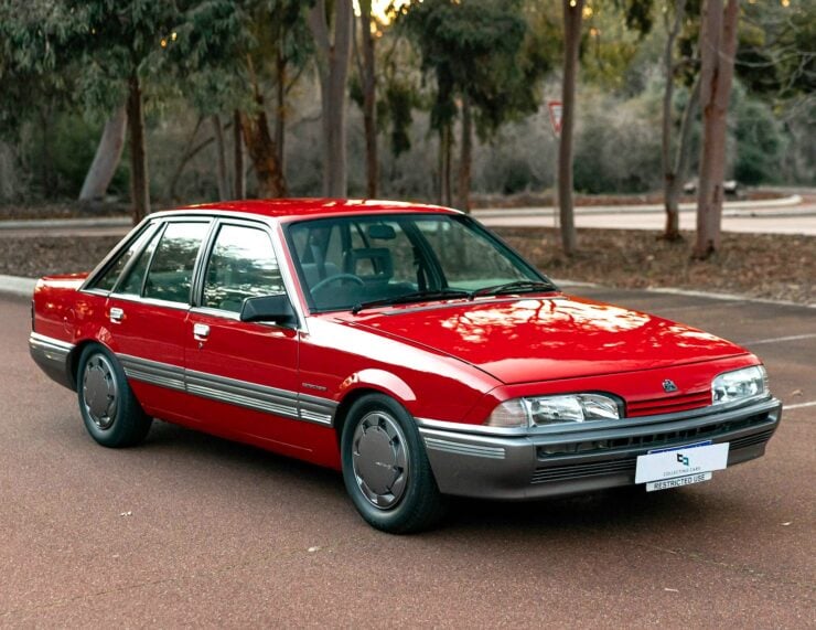 Holden Commodore Berlina VL Turbo 5