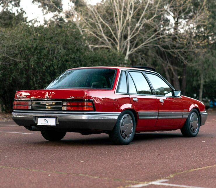 Holden Commodore Berlina VL Turbo 7