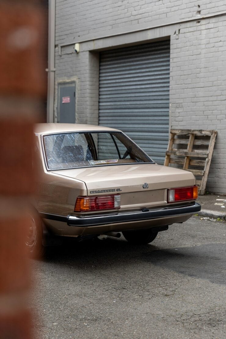 Holden Commodore VH Car 20