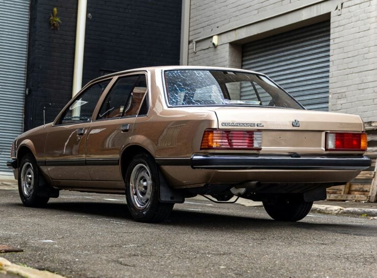 Holden Commodore VH Car 22
