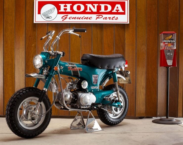 Honda CT70H Trail Motorcycle 13