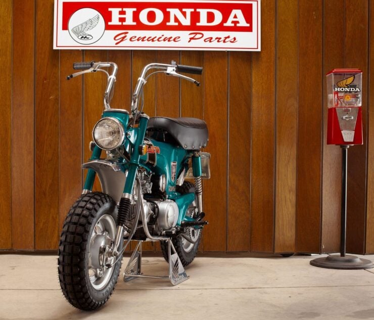 Honda CT70H Trail Motorcycle 14