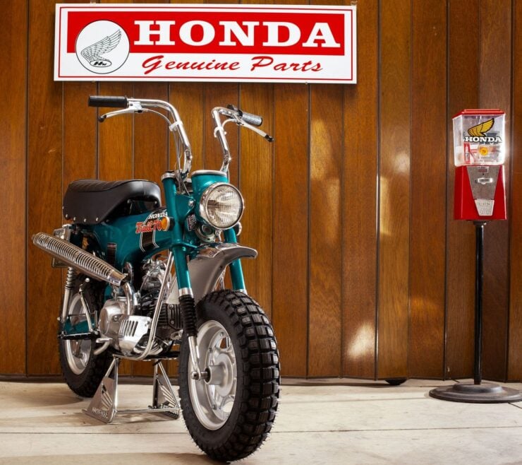 Honda CT70H Trail Motorcycle 3