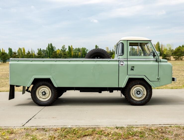Land Rover Santana 1300 Forward Control 9