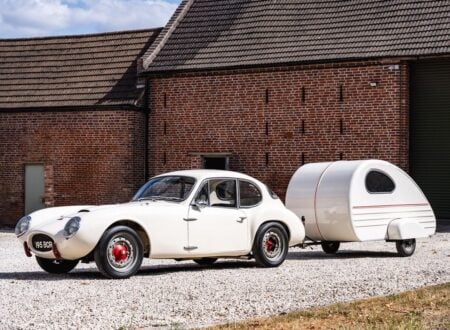 Rochdale GT Classic Car + Trailer