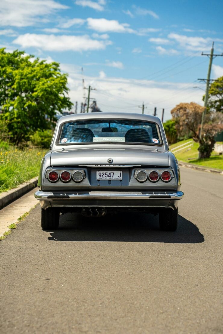 Isuzu Bellett 1800 GT 8