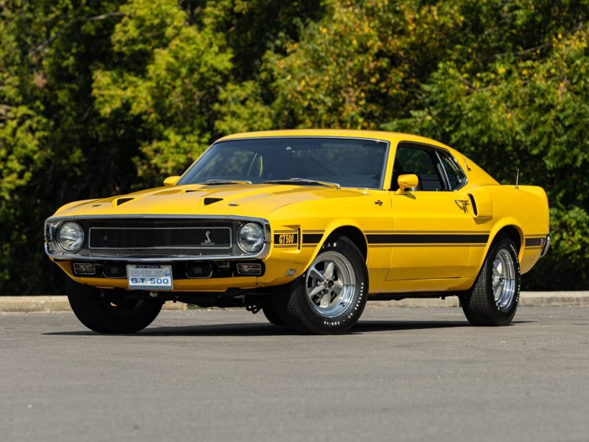 Remembering the Shelby years1962-1969英語版 9780760376195-2.jpg