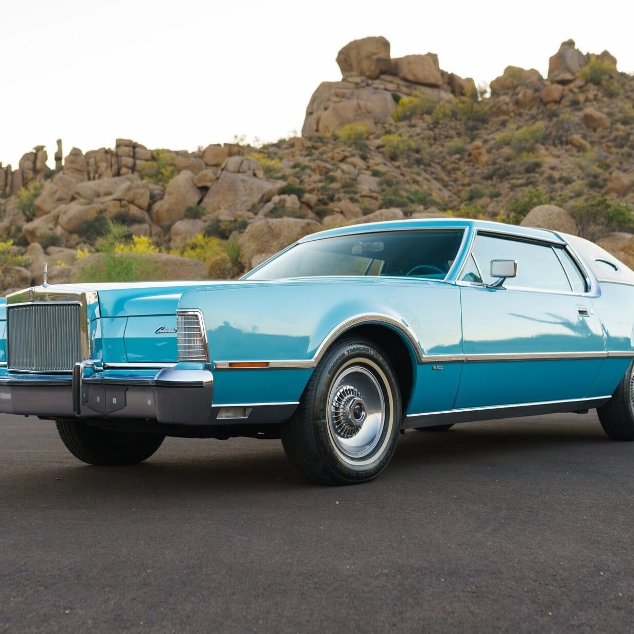 1976-Lincoln-Continental-Mark-