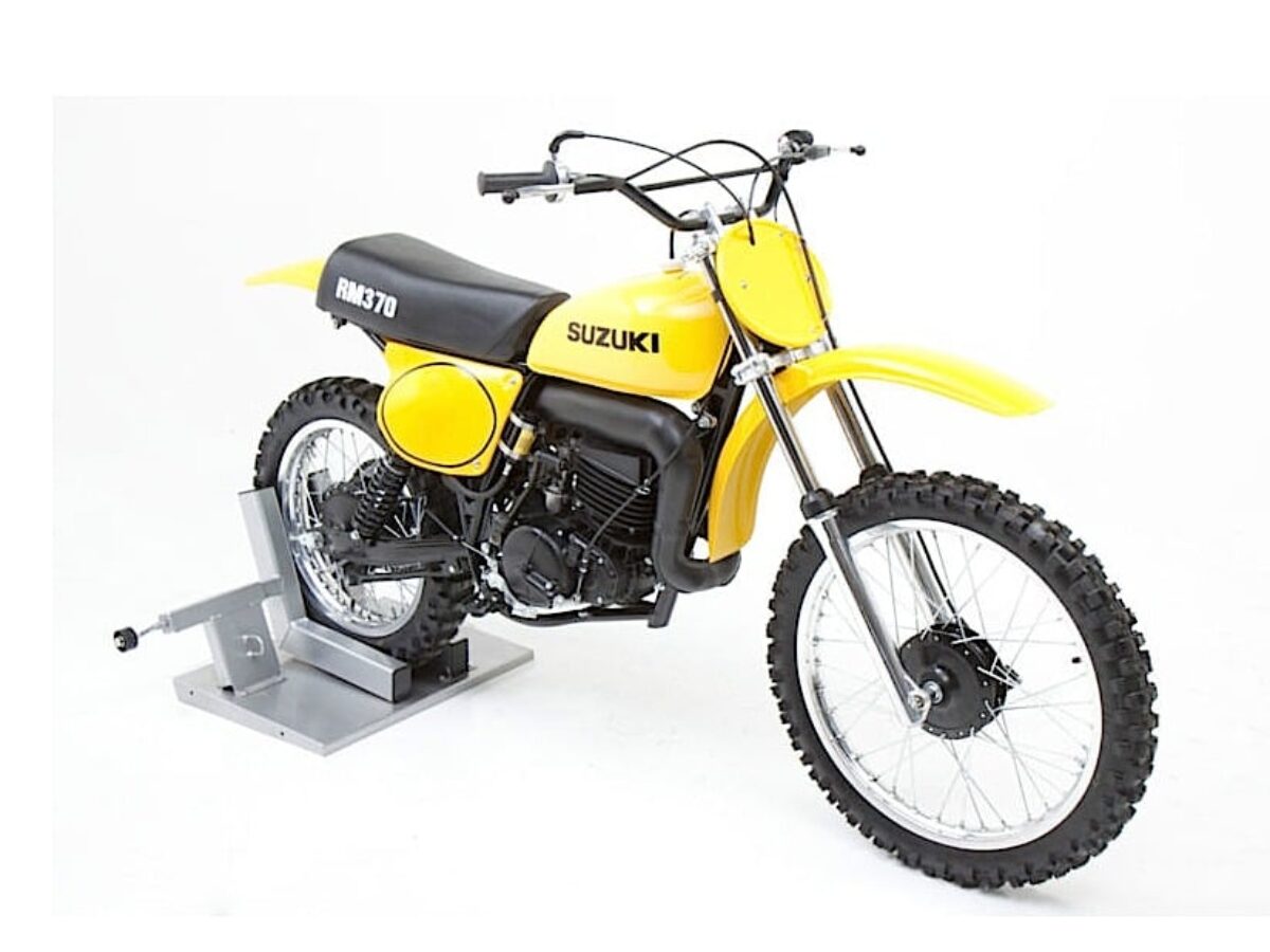 1977-Suzuki-RM370-6-1200x900.jpg