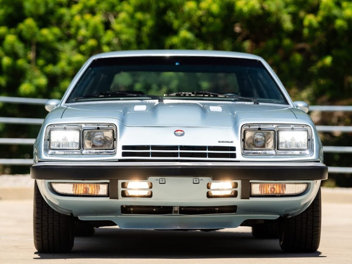 Chevrolet-Monza-V8-Sleeper-3-