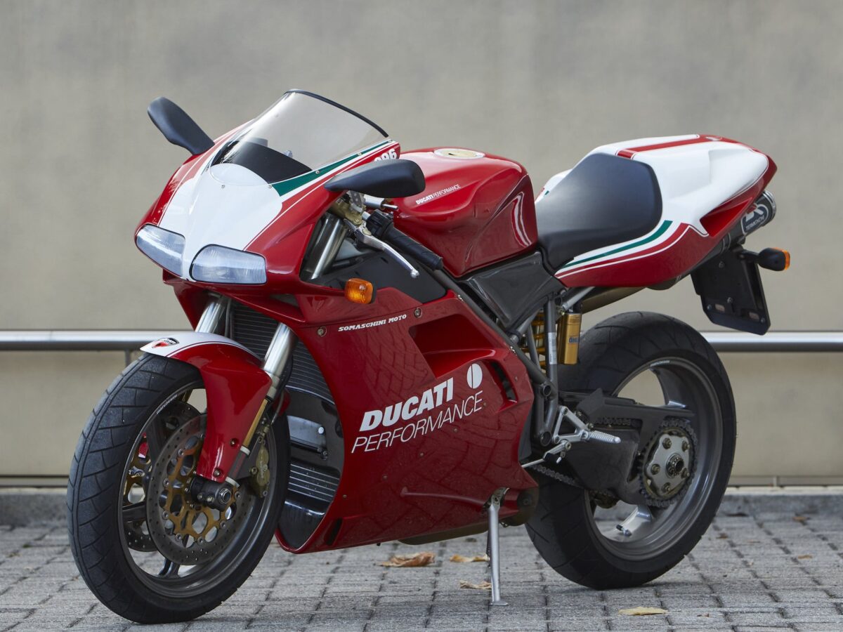 Ducati-996-SPS-1200x900.jpg