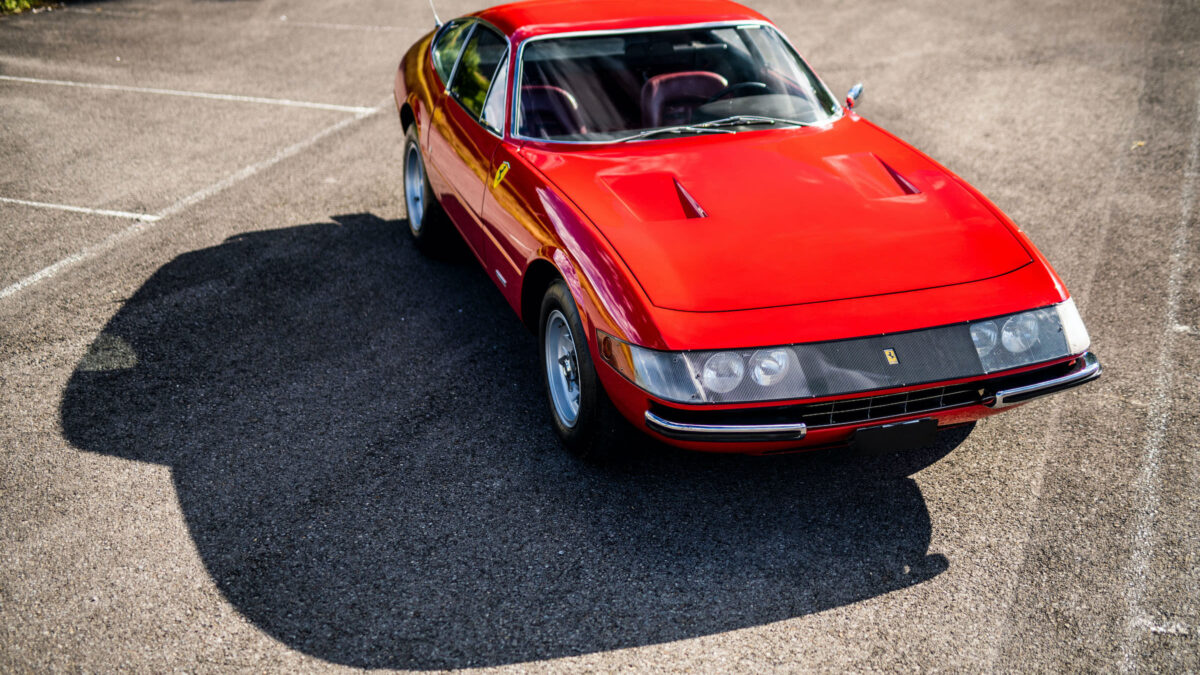 Ferrari-Daytona-Overhead-