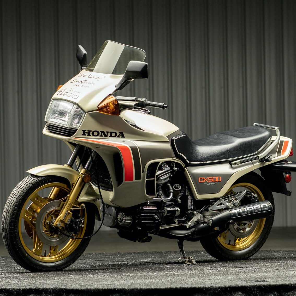 Honda-CX500TC-1134x1134.jpg