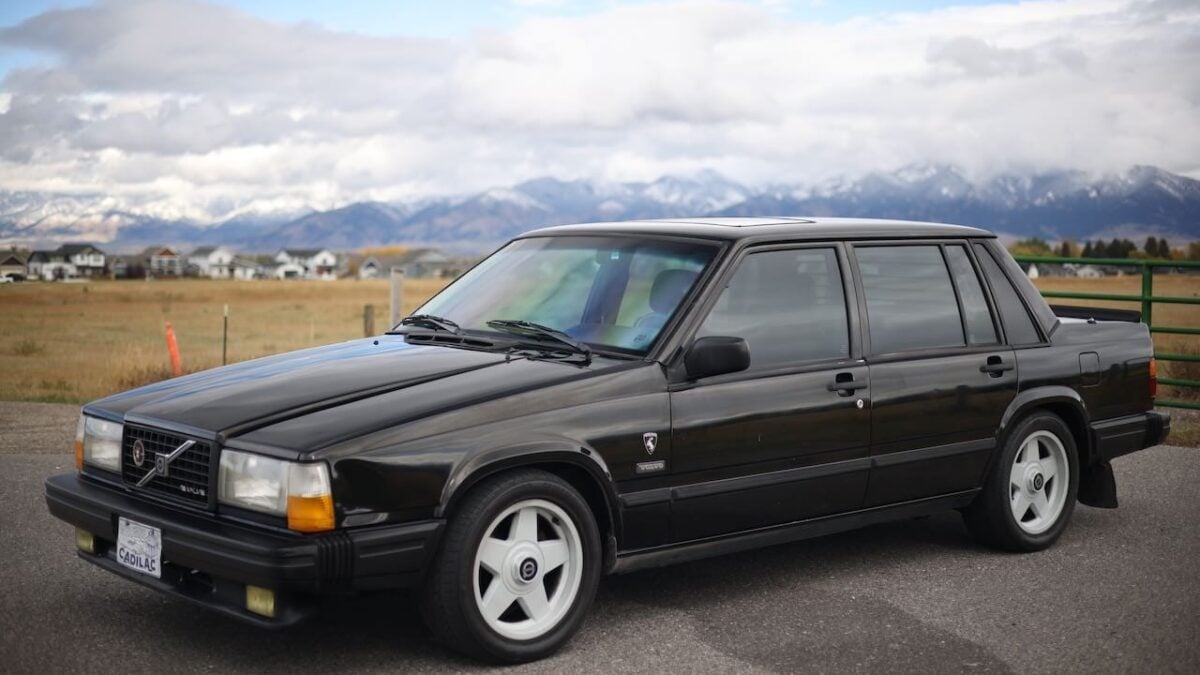 400 BHP Swedish Sleeper: This Volvo 740 Has Been LS6-Swapped
