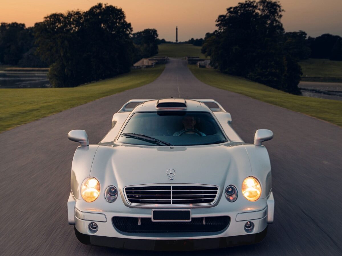 Mercedes-Benz-CLK-GTR-1-