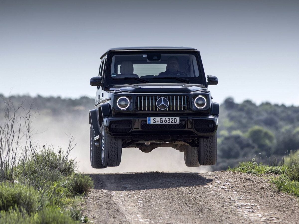 Mercedes-Benz-G-Class-1200x900.jpg