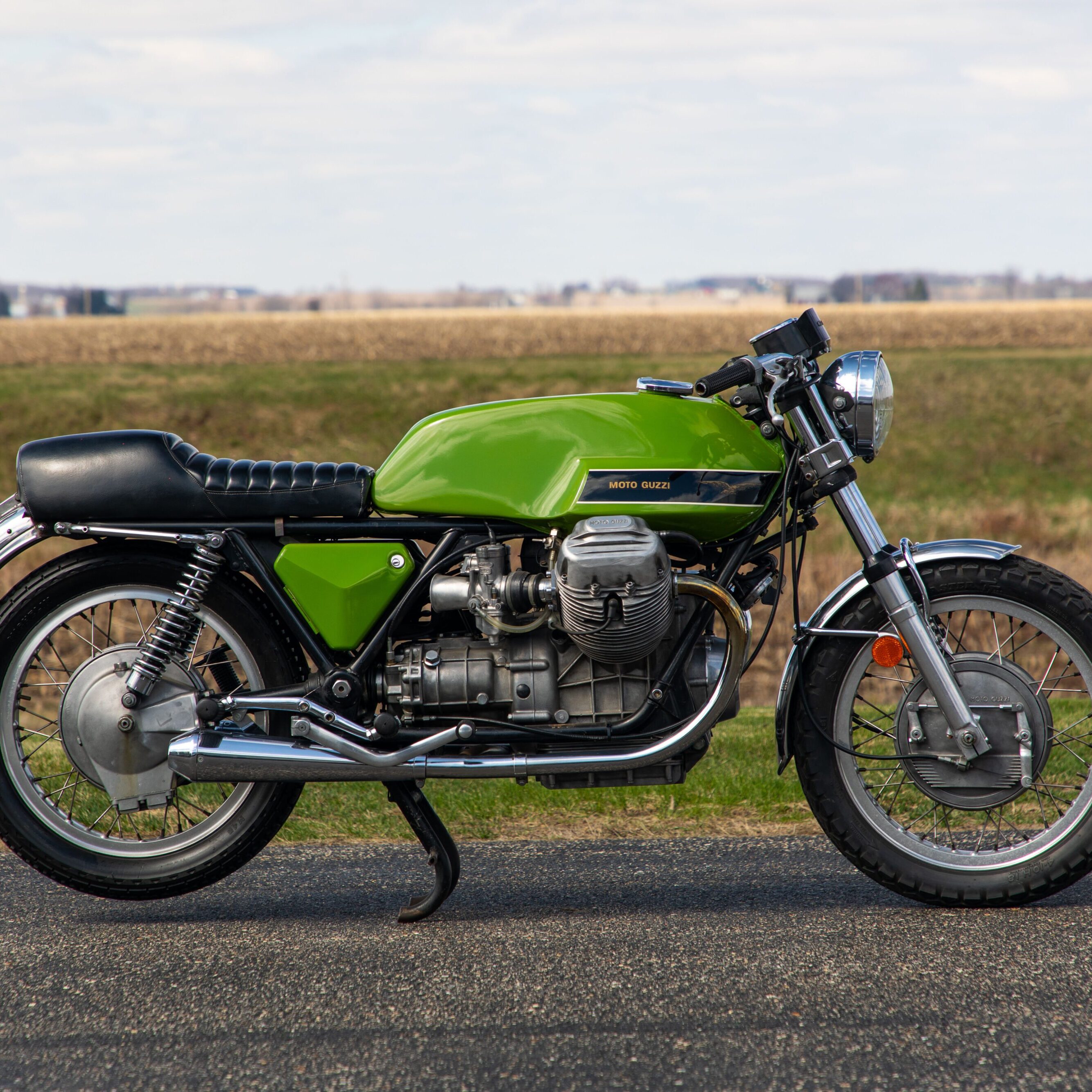 Moto-Guzzi-V7-Sport-scaled-