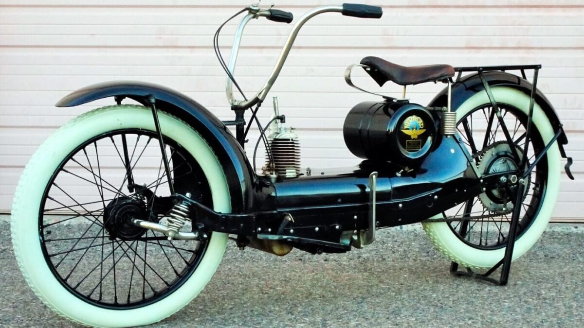 The Ner-A-Car – This Was The Weirdest Motorcycle Of The 1920s