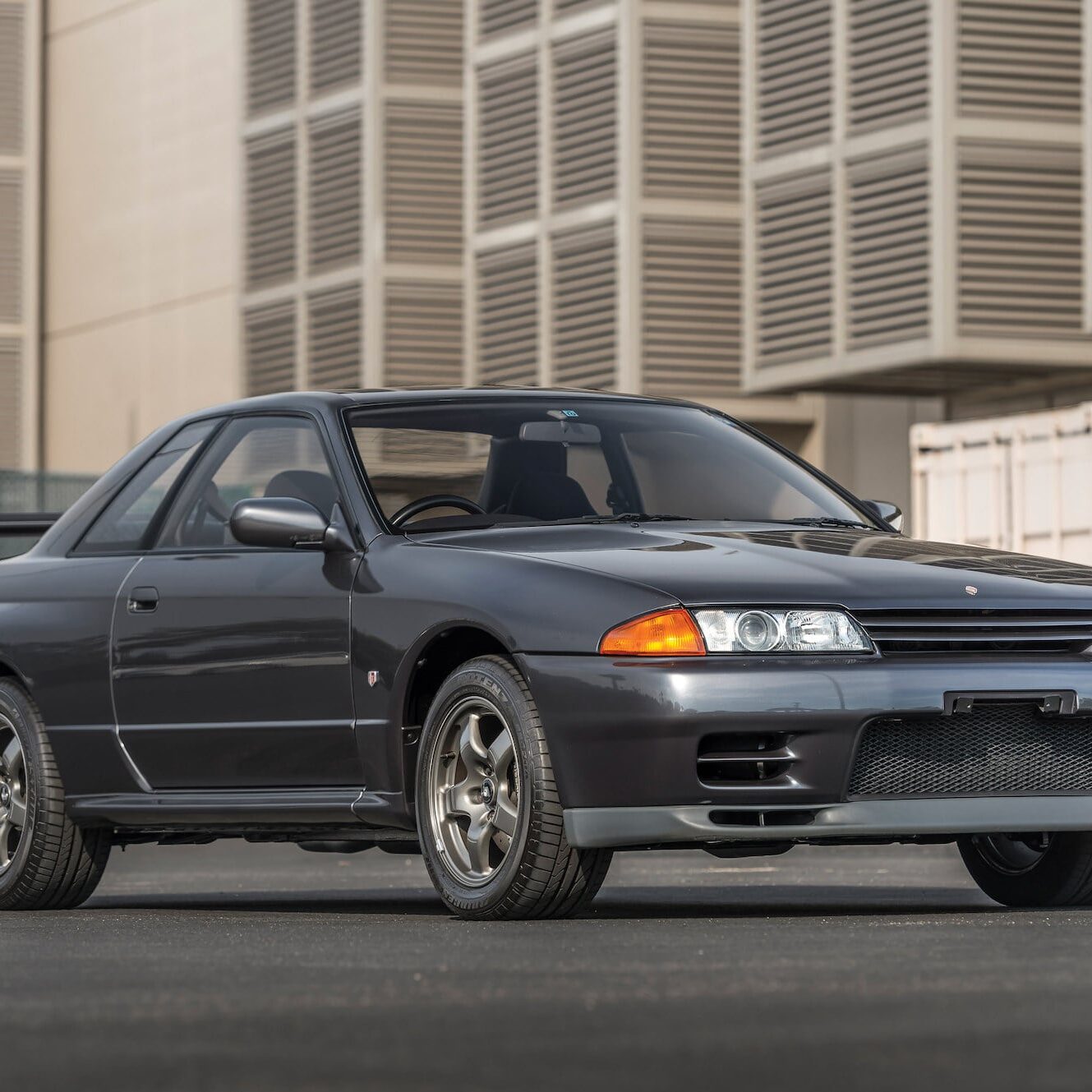Nissan-Skyline-GT-R-1329x1329.jpg