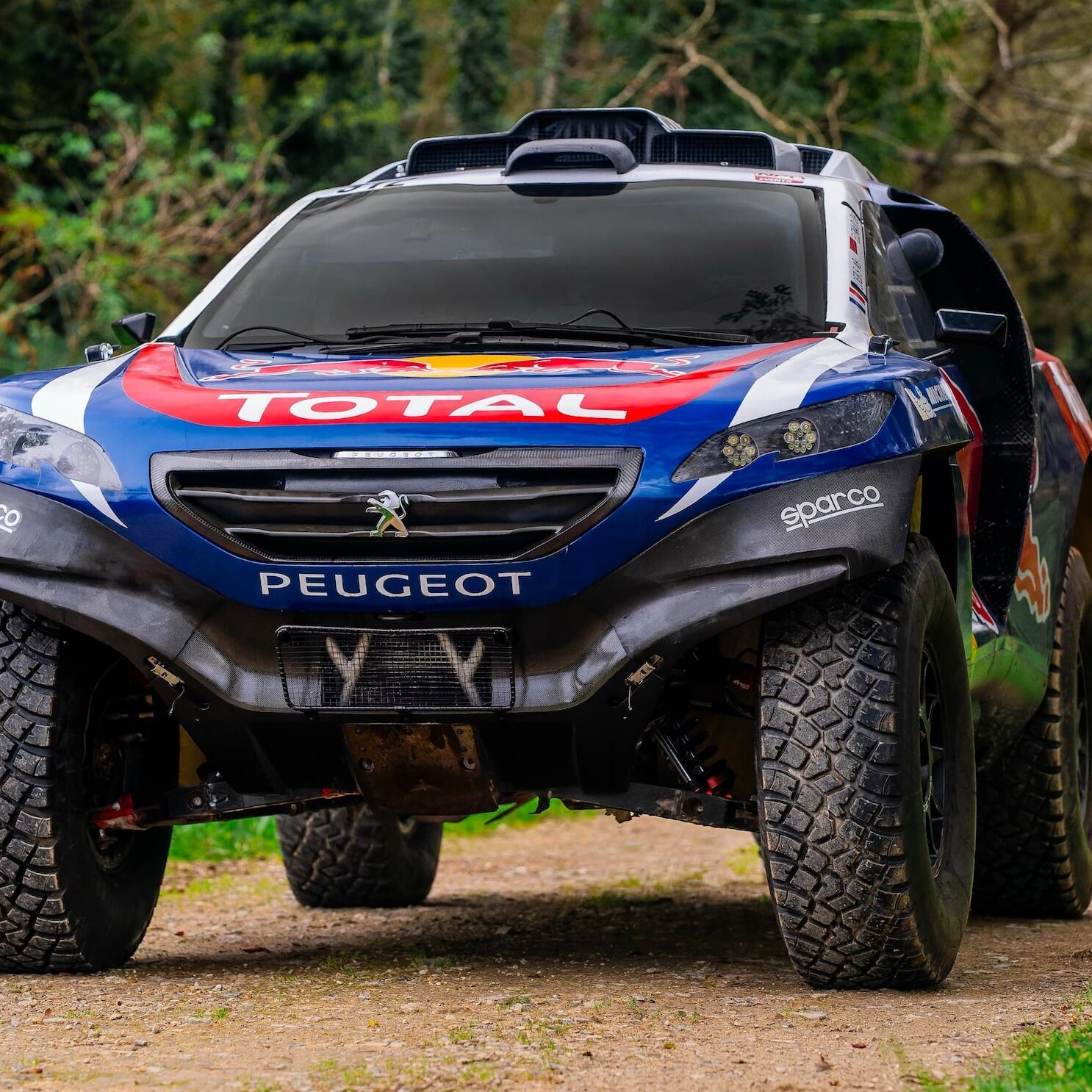 Peugeot-2008-DKR-1486x1486.jpg