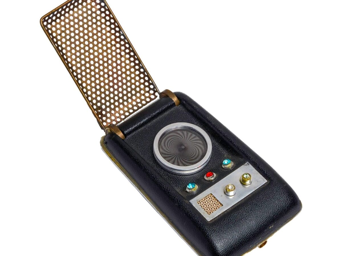 Star-Trek-Communicator-