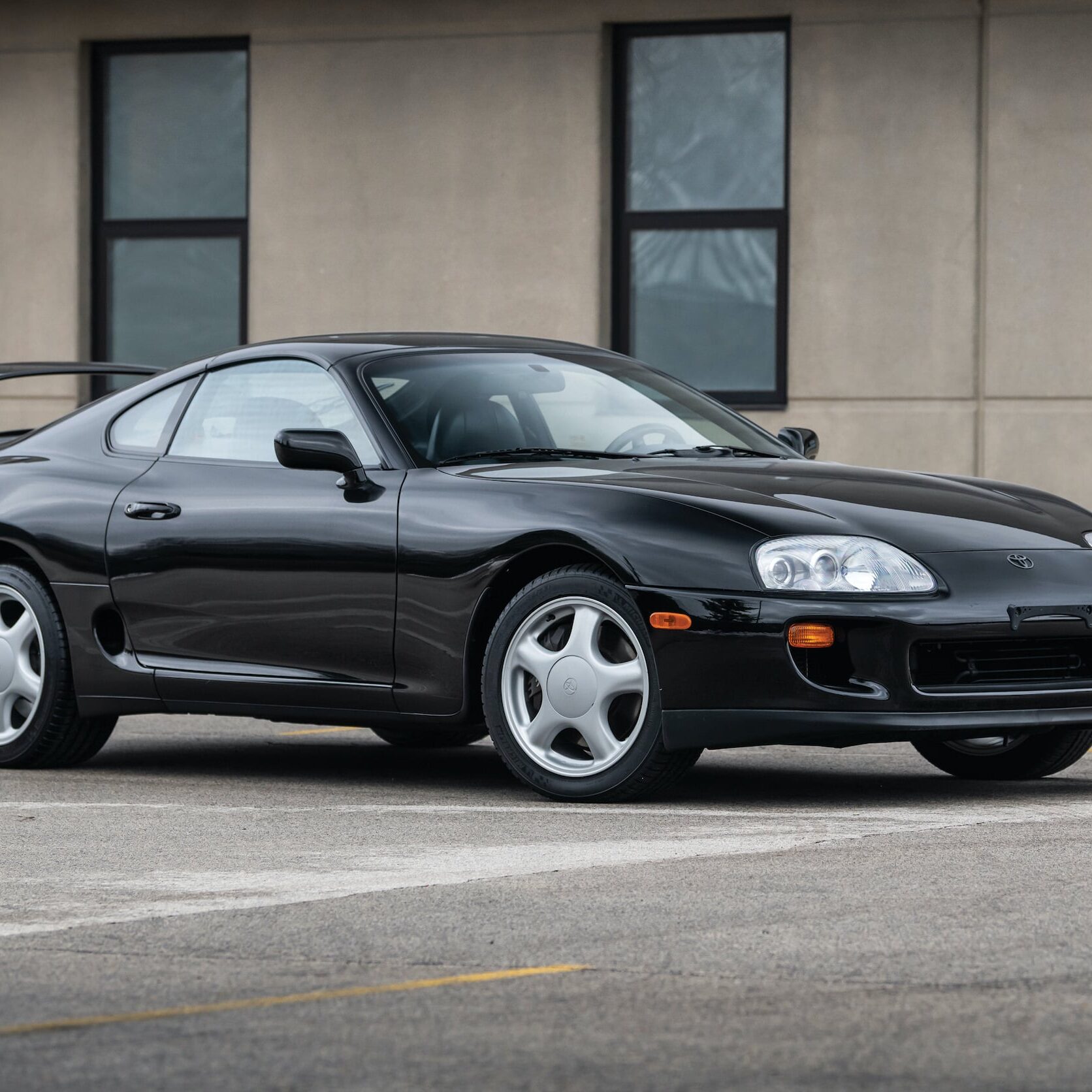 1993年／SUPRA・THE SPORTS OF TOYOTA。【旧スープラ】 Toyota-Supra-1672x1672.jpg