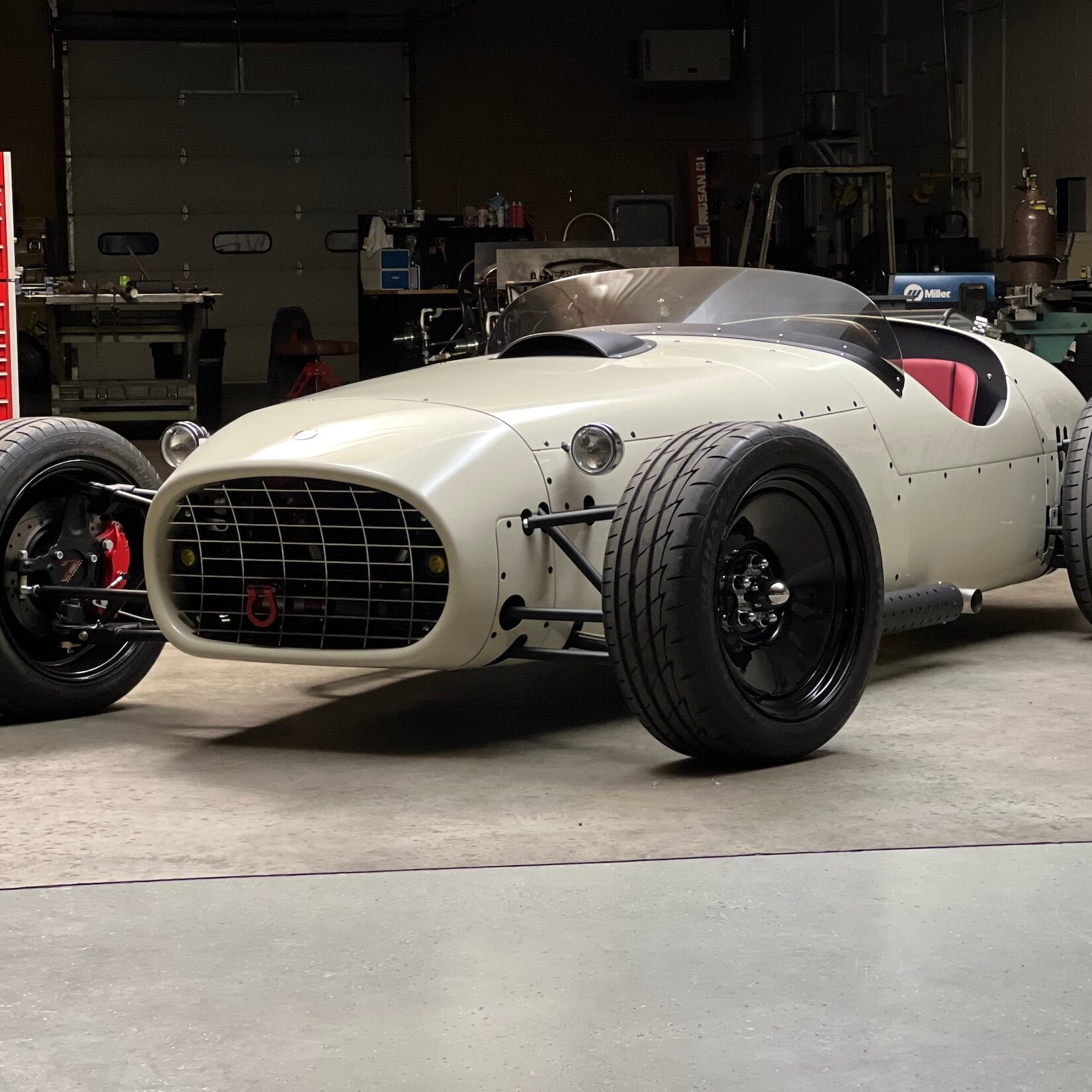 Troy-Roadster-By-7Fifteen-