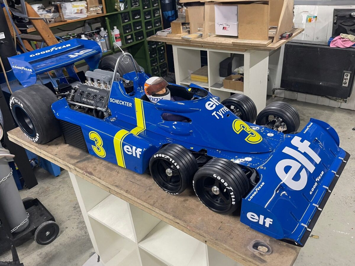 タイレル P34 tyrrell radio control model gas For Sale: An Incredible 1:3rd Scale V8-Powered Tyrrell P34 R/C Car