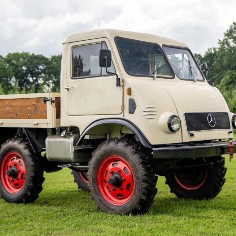 Unimog-401-Westfalia-Frog-Eye-