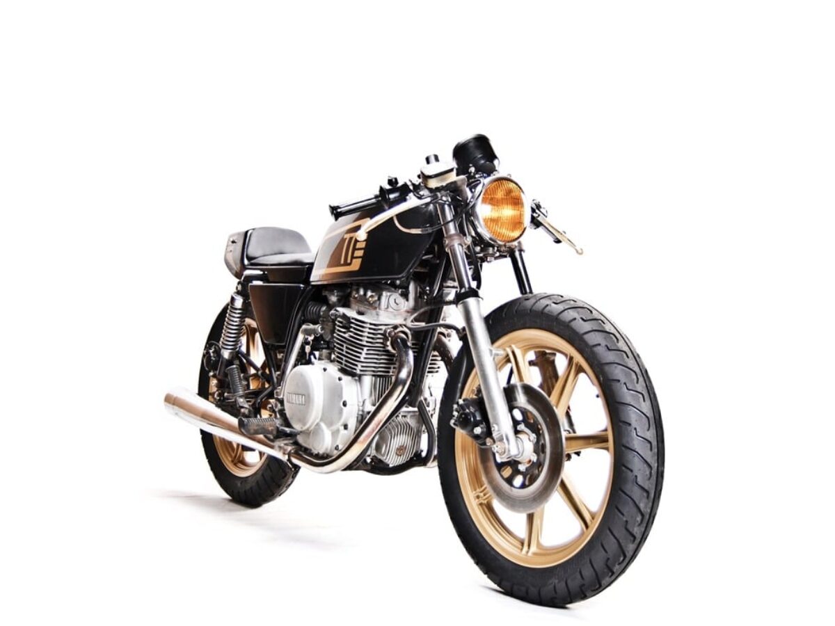 XS400-Cafe-Racer-1-1200x900.jpg