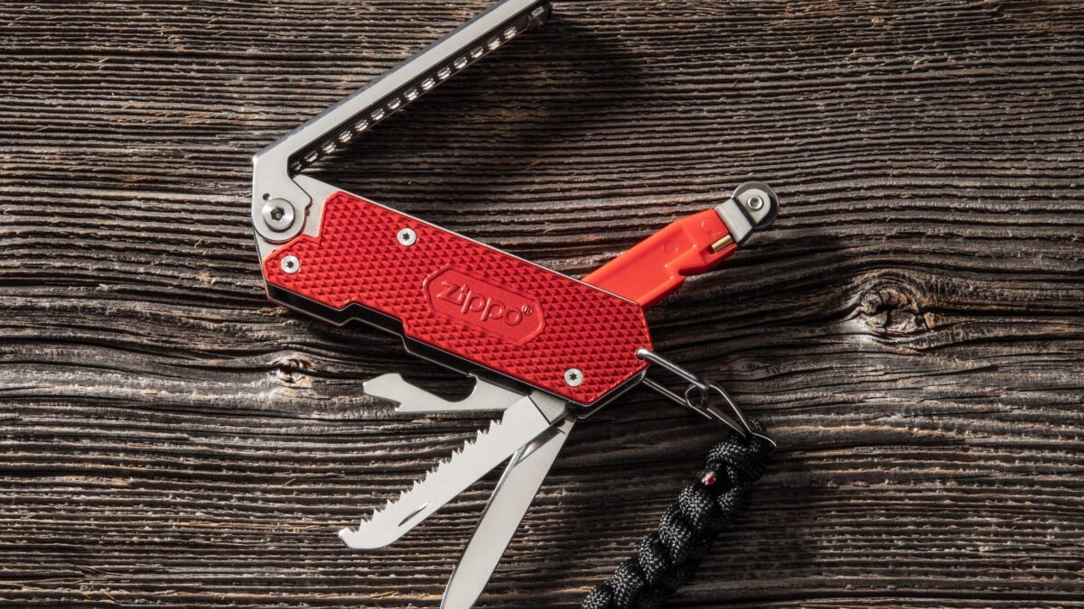 Zippo-Fire-Starting-Multitool-