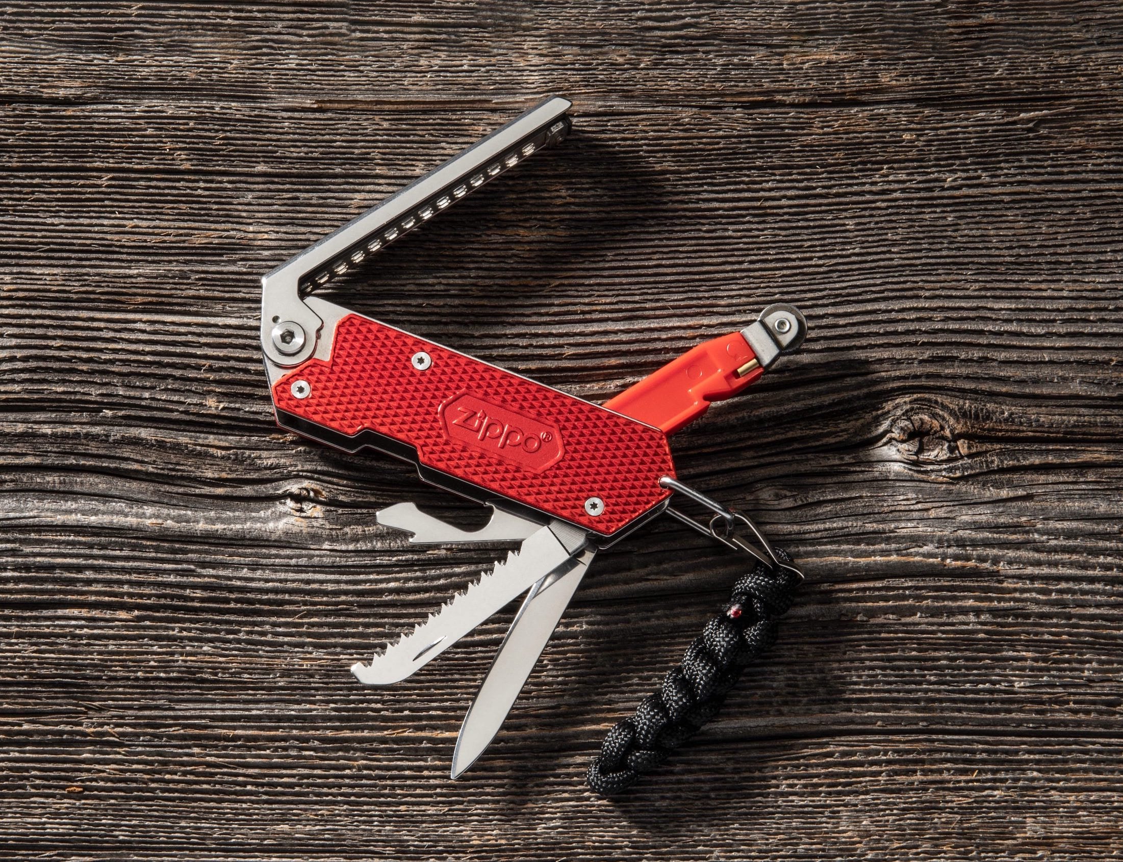 Zippo-Fire-Starting-Multitool-