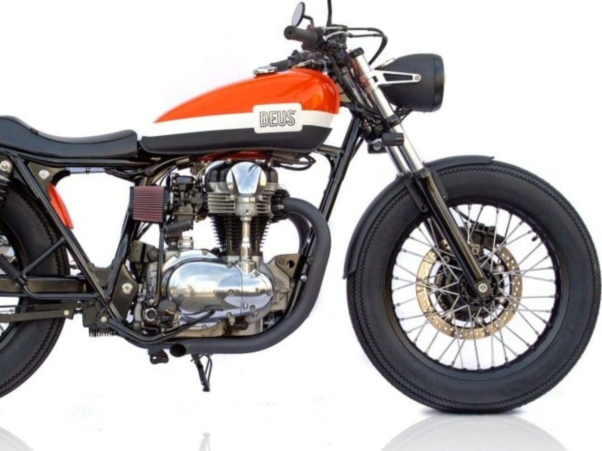 deus-ex-machina-w6501-1200x900.jpg